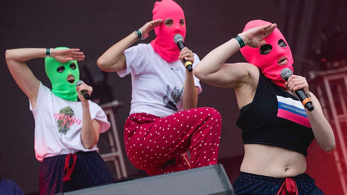 Pussy Riot Integrantes Son Etiquetadas Como Agentes Extranjeras Por