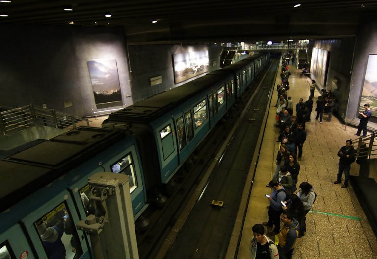 metro miércoles 30