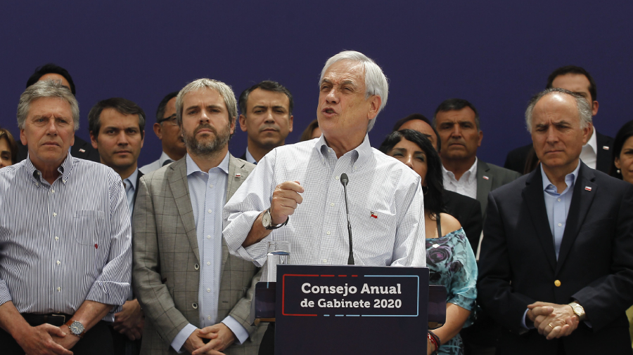 Piñera encuesta Aton_393081