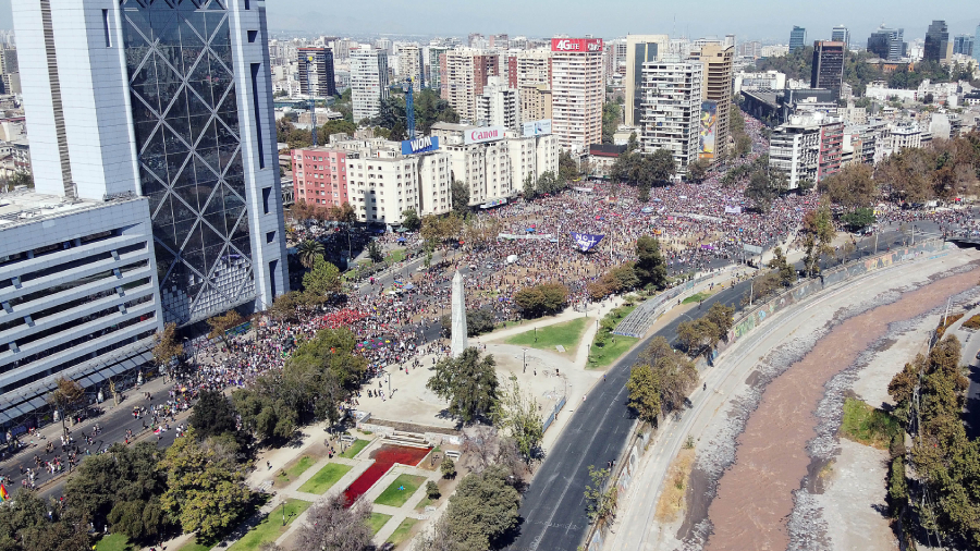 Marcha 8m mujeres web