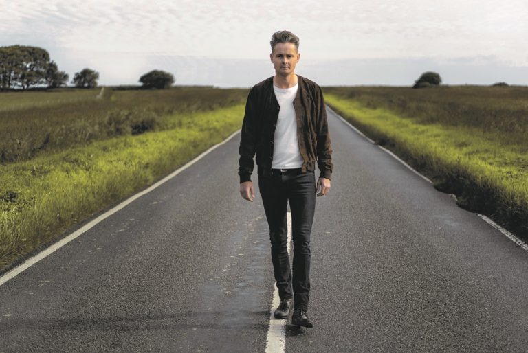 Tom Chaplin