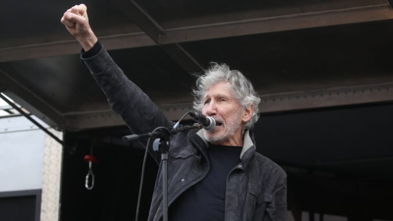 Roger Waters critica a Trrump