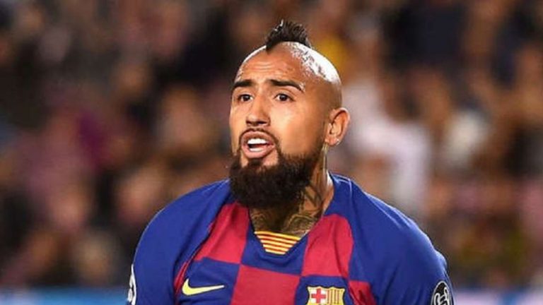 Arturo Vidal criticas web