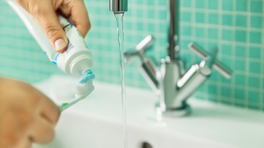 Cepillo de dientes GettyImages-946912670 web