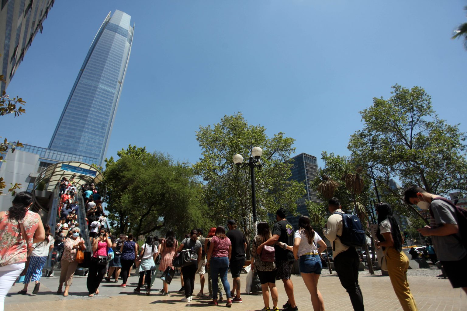 Inician sumario sanitario contra Mall Costanera Center por ...