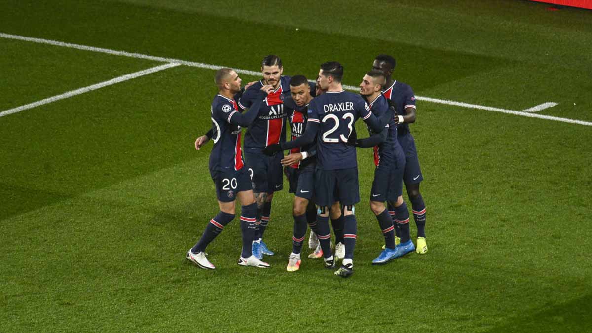 PSG V Barcelona UEFA Champions League