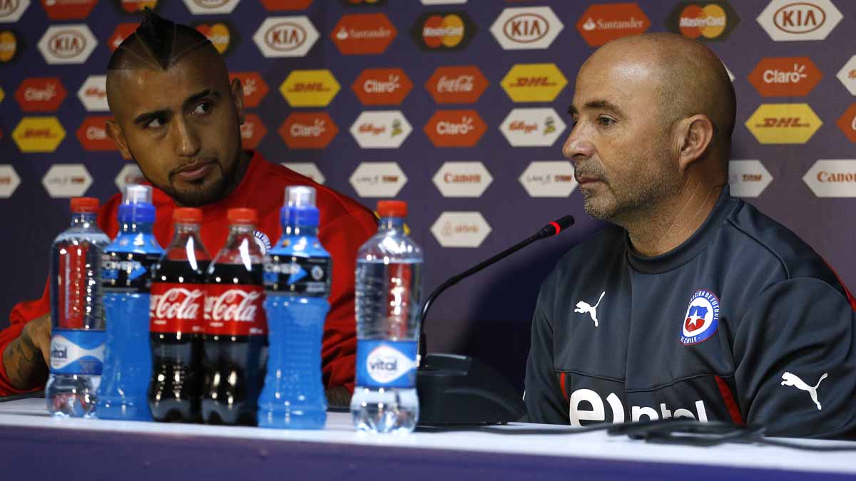 Conferencia Jorge Sampaoli Y Arturo Vidal