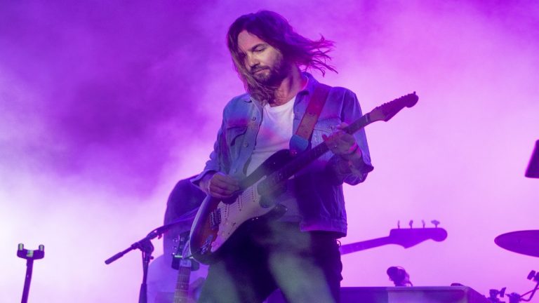 Tame Impala Regresó Revisa Parte De Su Primer Show En Vivo Post Covid