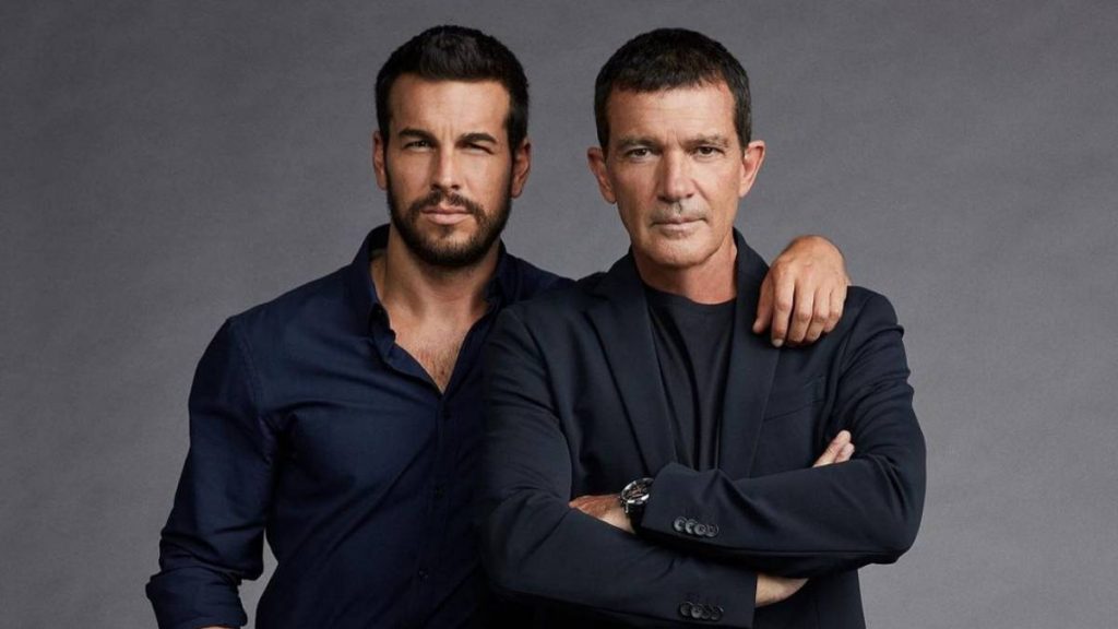 Antonio Banderas Y Mario Casas (1)