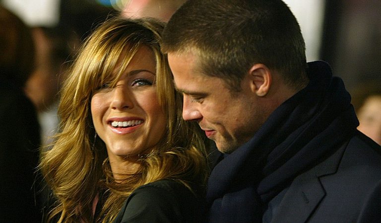 Jennifer Aniston reveló que son amigos con Brad Pitt