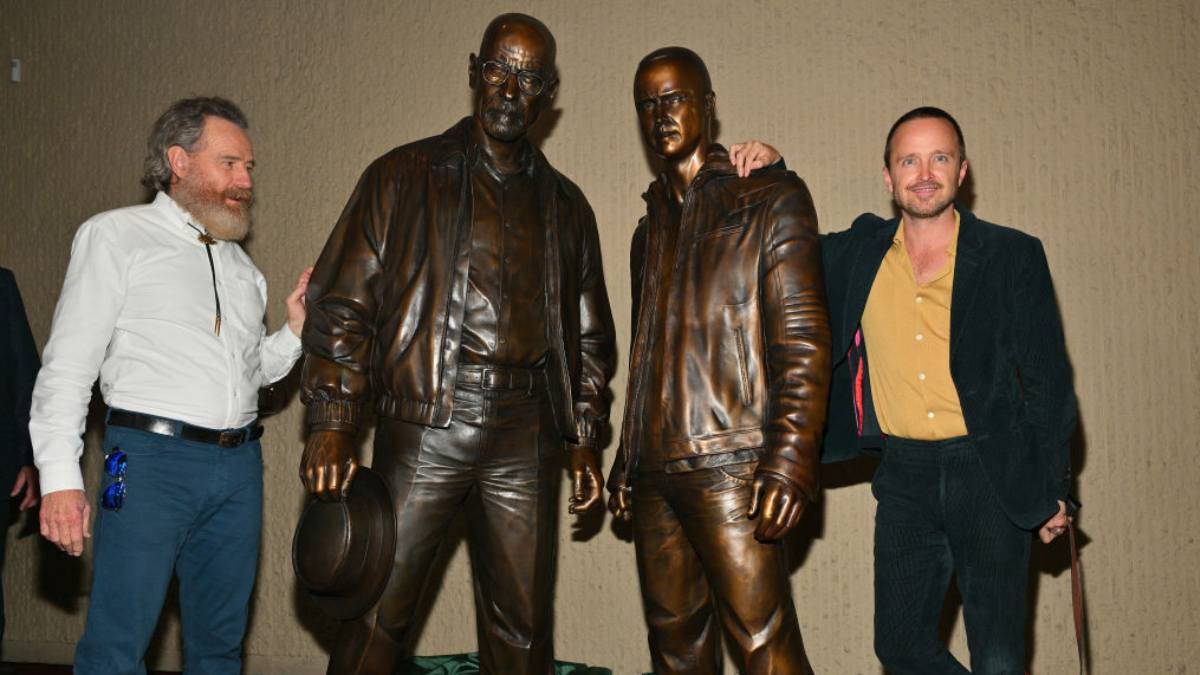 Breaking Bad: Develan estatuas de Walter White y Jesse Pinkman — Radio  Concierto Chile