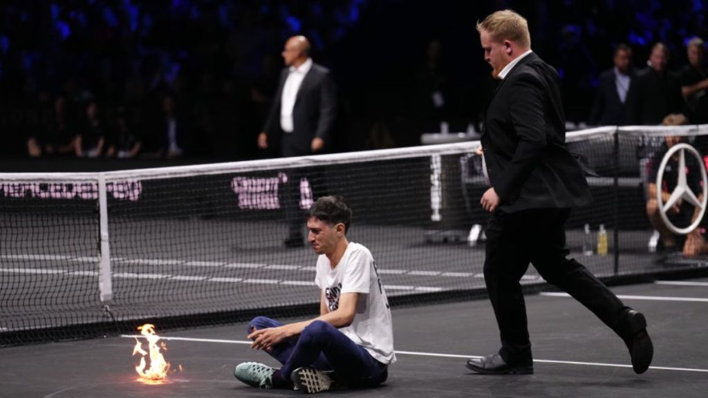 Hombre Se Quemó El Brazo Copa Laver