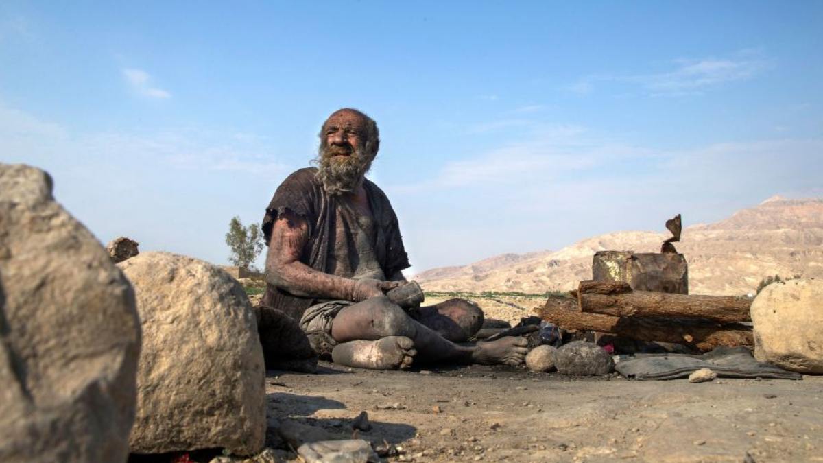 El Hombre Más Sucio Del Mundo Amou Haji