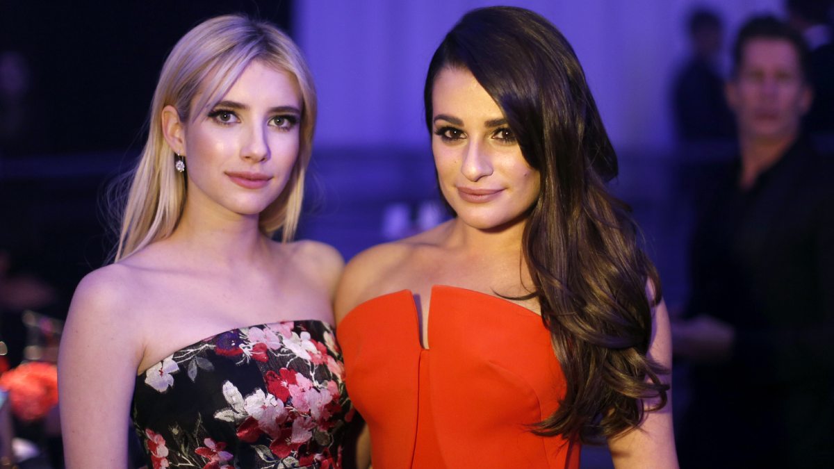 Emma Roberts aviva los rumores de que Lea Michele no sabe leer