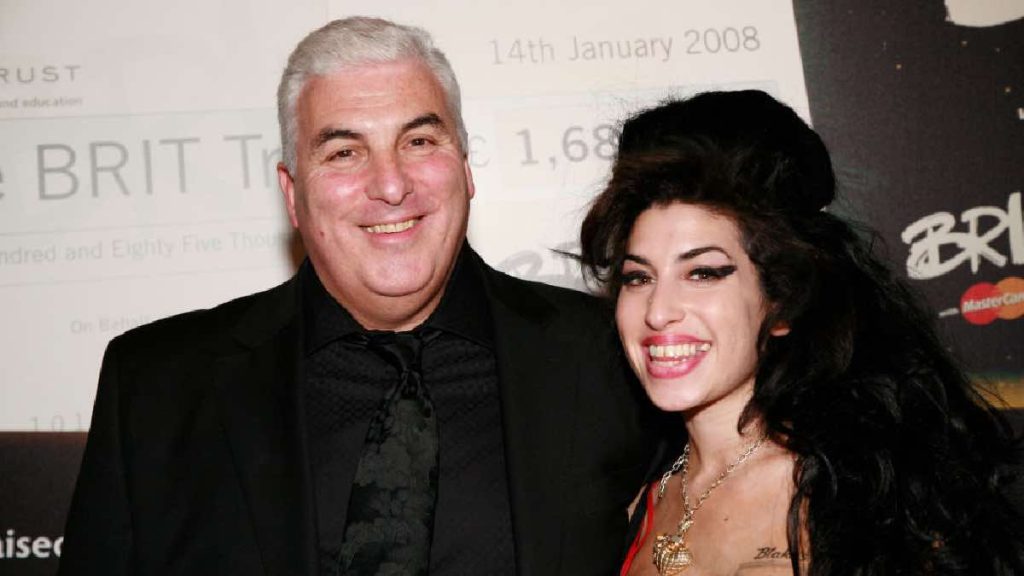 Padre De Amy Winehouse Quería Que George Clooney Le Interpretara En Biopic