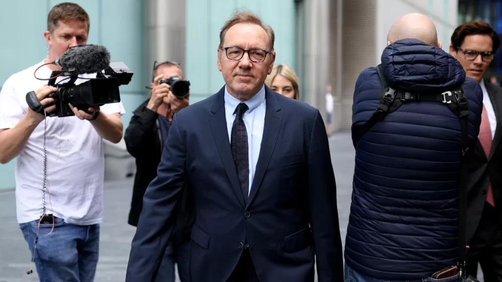 Kevin Spacey Testifica Por Primera En Su Juicio En Londres