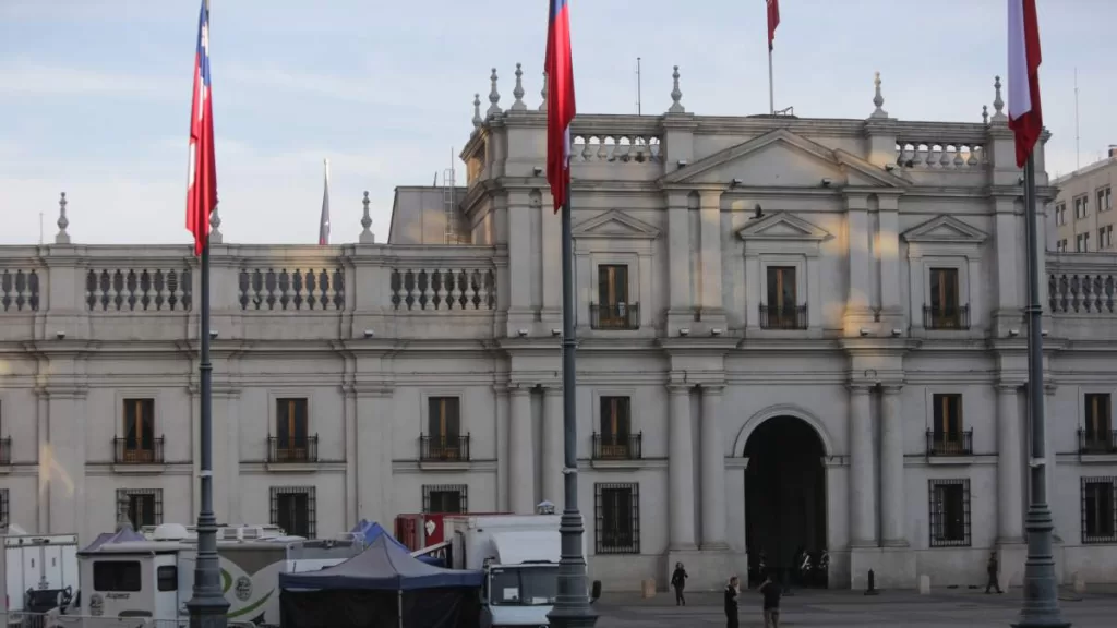 Funcionario De Gobierno Sufre Infarto Y Muere En La Moneda