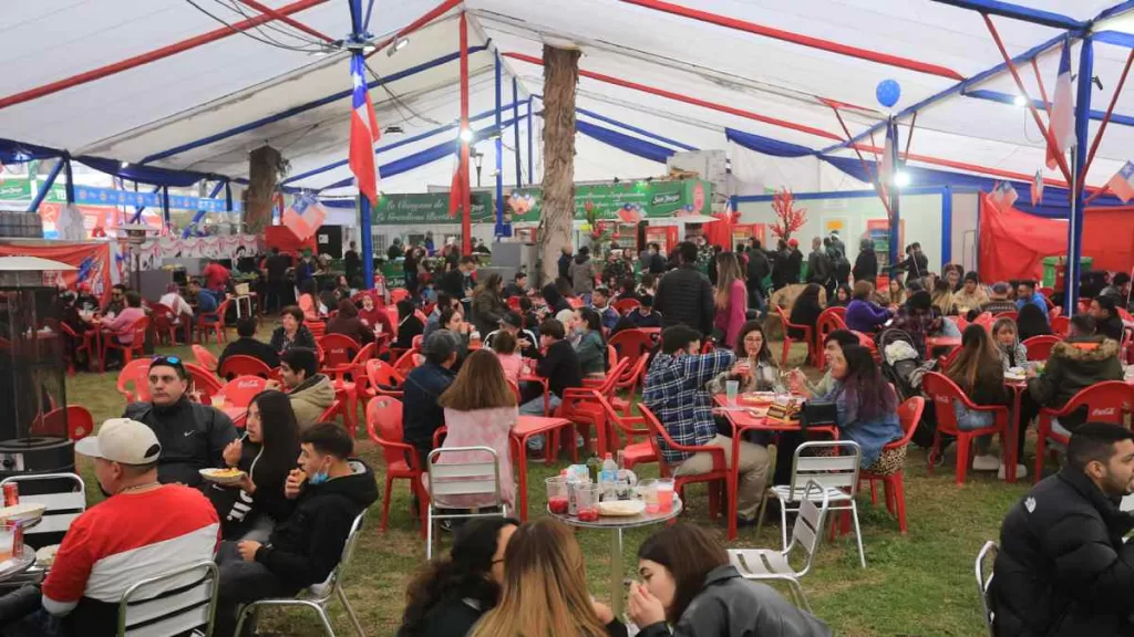 Estas Son Todas Las Fondas De Santiago Para Fiestas Patrias