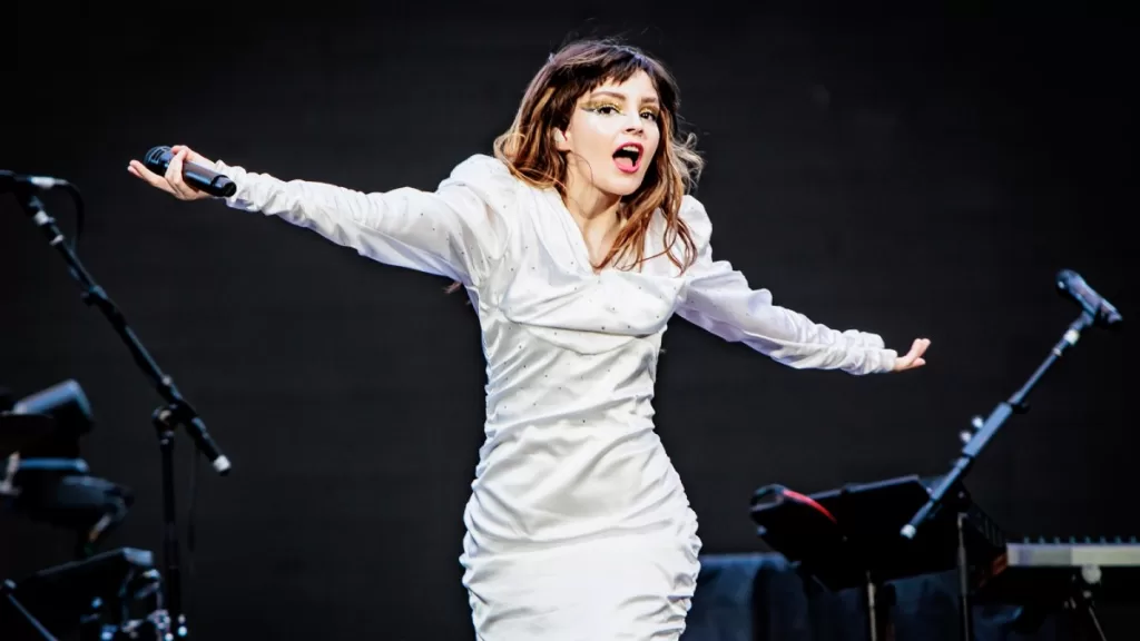 Lauren Mayberry Chvrches