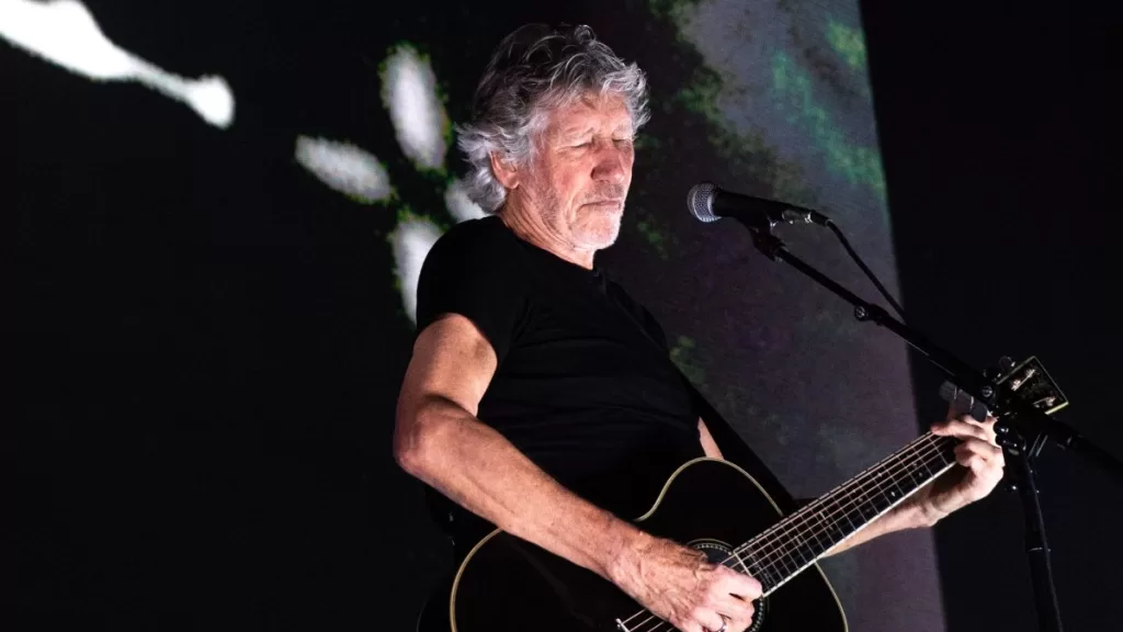 Roger Waters Dark Side Of The Moon Pink Floyd