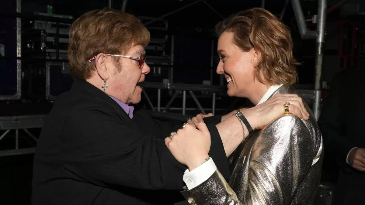 Elton John completa nuevo álbum con Brandi Carlile: ¿La próxima gran  colaboración? — Radio Concierto Chile