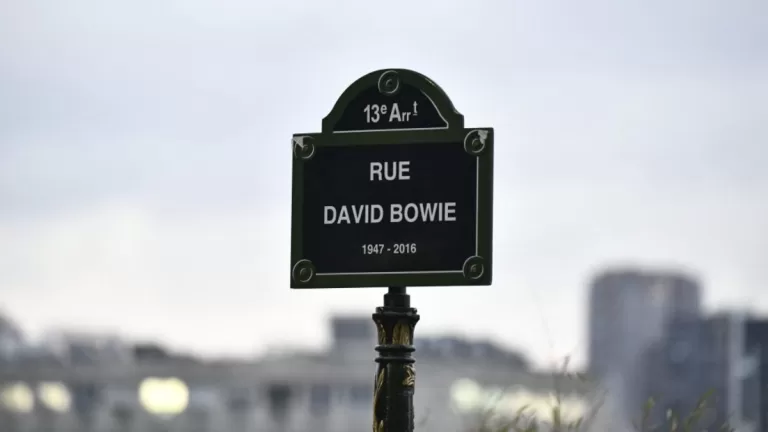 Rue David Bowie