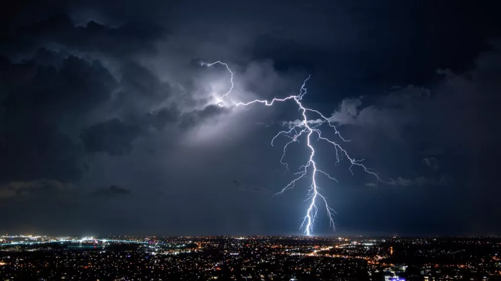 Tormenta Eléctrica