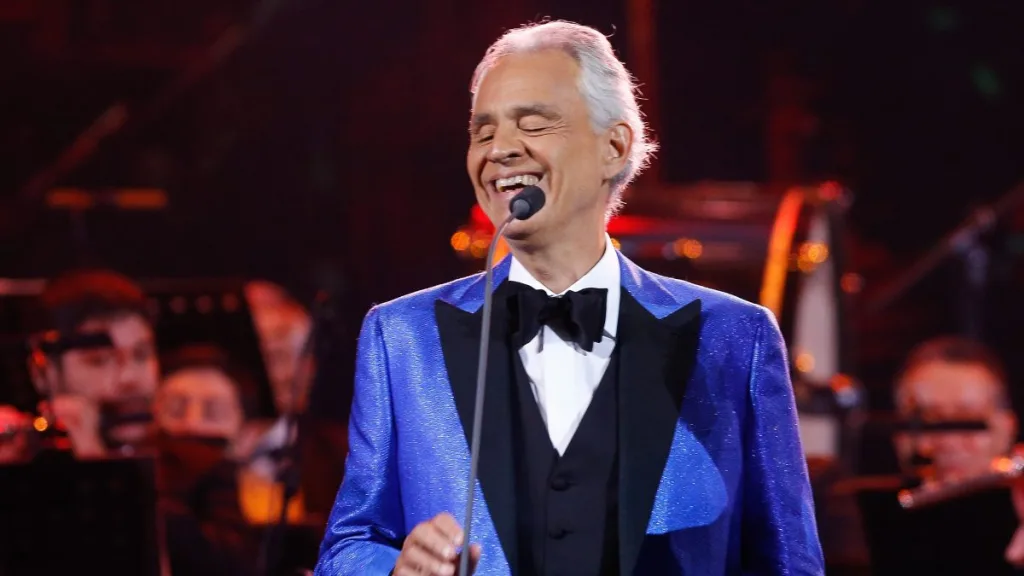 Con Cuantos Musicos Subio Andrea Bocelli Al Festival De Viña 2024