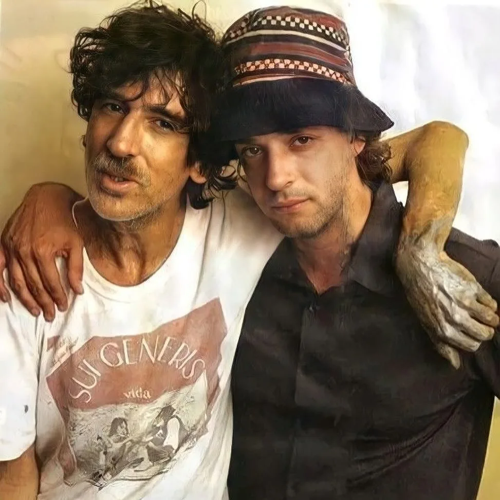 Fotos Con Gustavo Sacadas Por Nora, La Enmarcada Es La Que Tenemos Ahora En El Living De Casa @cerati @noralezano