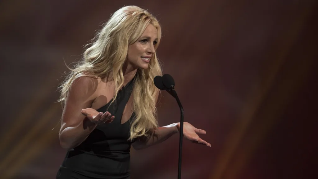 Britney Spears Y Su Publicacion De Pablo Neruda