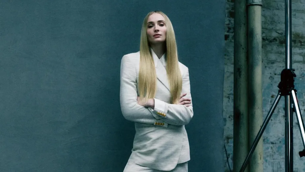 Sophie Turner Rompe El Silencio