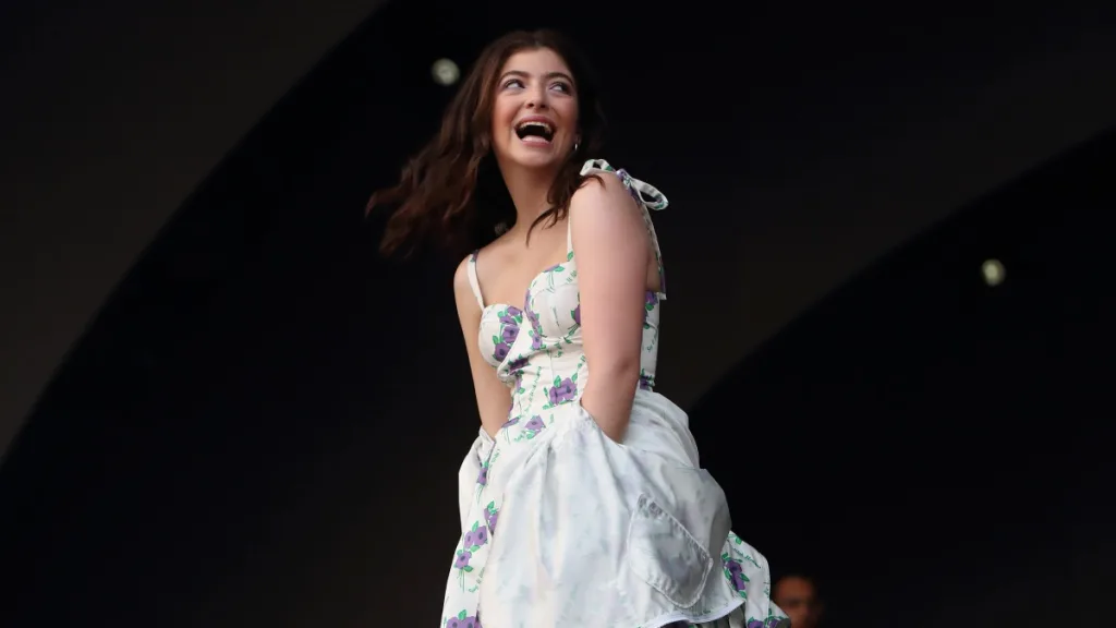 Lorde Revela El Unico Album Que Ha Preordenado