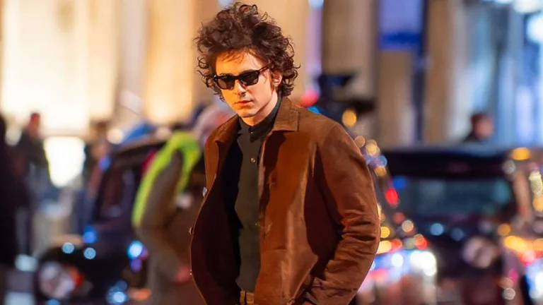 Timothee Chalamet En La Nueva Pelicula De Bob Dylan A Complete Stranger