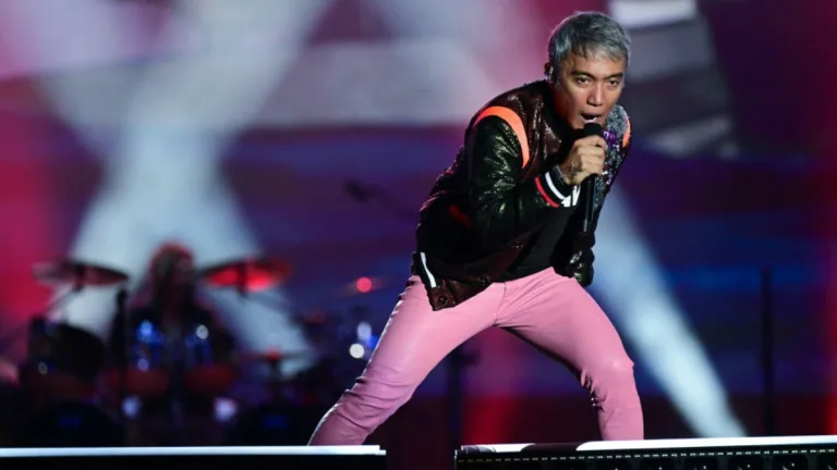 Arnel Pineda