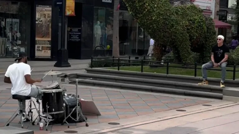 Chad Smith Baterista En La Calle