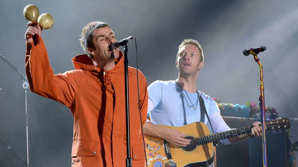 Liam Gallagher Chris Martin