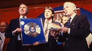 Paul McCartney Record Guinness