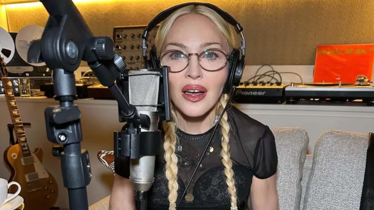 Madonna En El Estudio Nuevamente