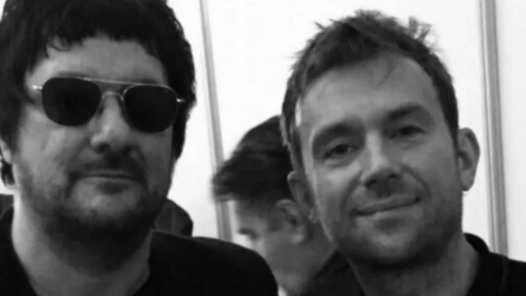 Alvaro Henriquez Y Damon Albarn