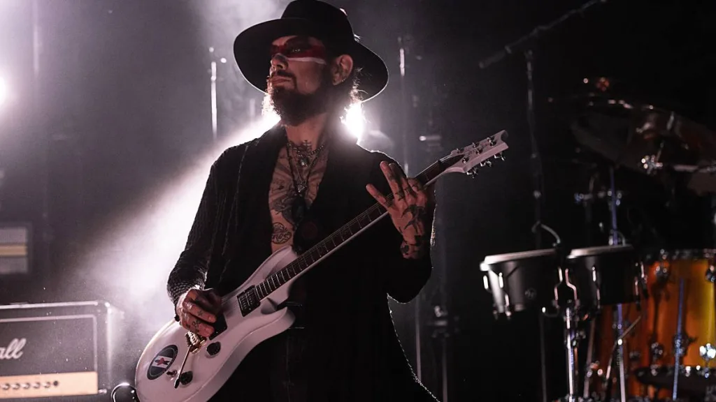 Dave Navarro (1)